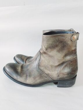 Stelle Monelle Women Distressed Back Zip Up Snap Tab Ankle Boots Size 40 EU